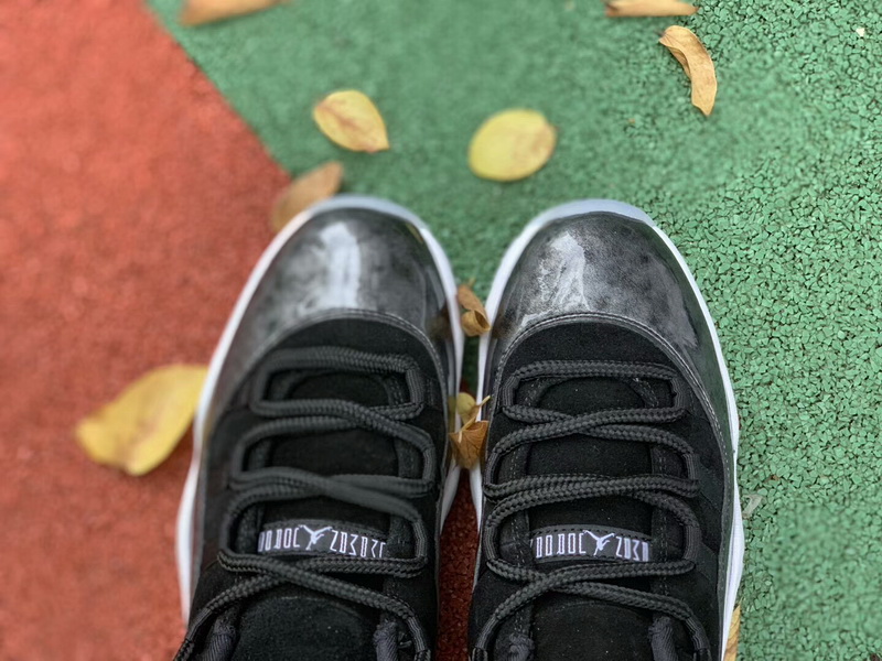 Authentic Air Jordan 11 Low Barons 